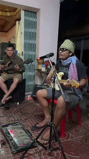 เสก โลโซ: ມວຍໂປ່ງເລ່ງ ກິລາສຽງເຊ້ຍ!