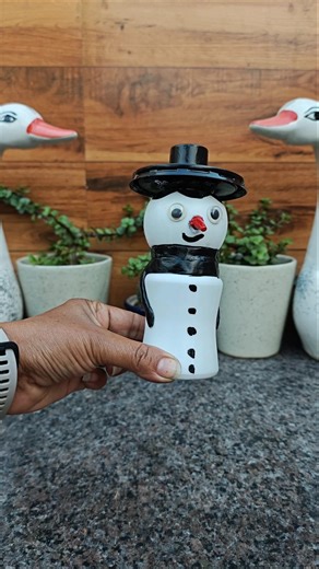 Diy Snowman from Waste Plastic Bottles #diygarden #gardendecor #homedecor #diy #craft #cutediy