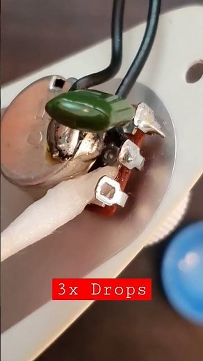 Guitar repair, potentiometer cleaning Best Method #guitar #electronic #clean #diy #repair