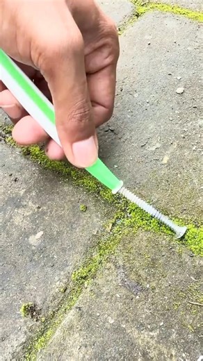Clean Dirty Outdoor Tiles Fast with Brush & Screw 🎉 Easy DIY Patio Cleaning Hack 👍 #shorts