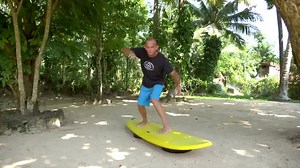 Attention intermediate surfers: Learn to make your best turns on unbroken waves. ISA Course Presenter Tim Jones is back with more tips to take your surfing to the next level. To continue learning from Tim, watch the next video in his series: https://bit.ly/3byF5Pv And don't forget to subscribe to Tim's channel! https://bit.ly/2Ek5P9z Surf School Sri Lanka Surf School Lanzarote | International Surfing Association