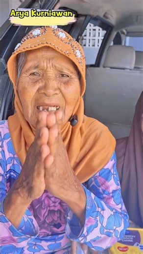 LIKE VIDEO INI NENEK PENGIN DI KASIH ES KRIM KASIHAN #shorts