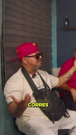 Nos corrio el hermano del compa 🤣/ LA MESA RECHOLA #1 #platica #fypシ゚ #tendencia