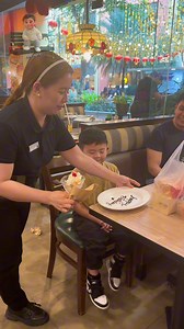 Thank you Shakey’s SM MOA❤️ Sabi ni Dior why is it my birthday again?🤣super happy sya lalo sa ice cream🩵 #fypシ゚ #foryoupageシ #reelsvideoシ #reelsviralシ #viralreelsシ #fbreelsfypシ゚ #fypシ゚viralシfypシ゚ #trendingreelsvideo #goodvibes #toddler #birthday | Diana Lyn