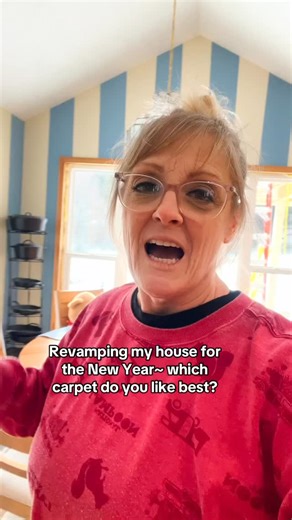 Heather Bell on Instagram: "I'm starting to revamp my house for the New Year. I'm starting with the Sun Room and I've got to repaint the walls, COLOR IDEAS??? #Housetour #justthebells10 #revamping"