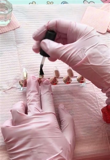 @madisahm’s birthdays nail set!! SO happy with how these turned out!! #pressonnails #nailvlog #nailday #disneynails #birthdaynailinspo