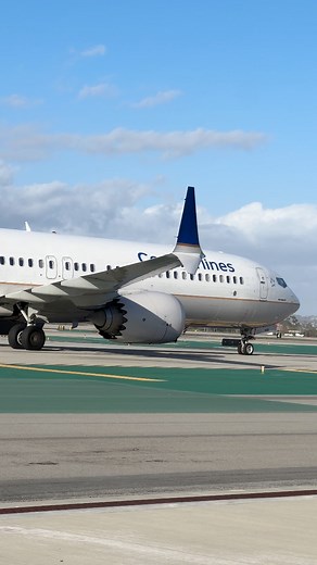 5.6K views · 174 reactions | B737Max 9 Copa Airlines #airplanespotter #laxairplanes #airplanes #fall #fallvibes #fallseason #avaition #Gates #mexico #newyork #winter #holidays #Thanksgiving #November #lax #airport #travellife #travelphotography #photographer #traveladdict #travelsmart #vacations #planes #aircraft | Airplane spotter | Facebook