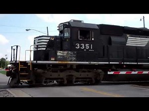 EMD SD40-2 Start-Up & Switching In Maumee