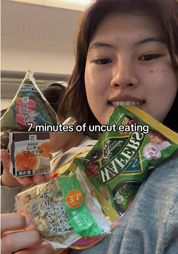 Train Convenience Store Mukbang: 7-Min Uncut Eating of Japanese Onigiri & Snacks