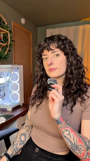 2.3K views | Valve’s new Steam Frame VR - #techbaddie #tech #techgirl #valve #steam #steamframe #vrgaming #gaming #pcgaming #gamergirl #gamer #pcgamer #vr #pcgaming | saladpictures | Facebook