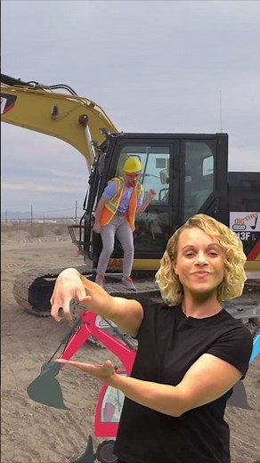Fun time on excavator! 🎶 #blippi #blippisongs #excavator