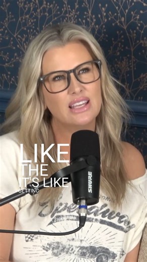 Instagram video by Hosts-Dave & Andi 🎙️ • Feb 12, 2025 at 4:11 PM