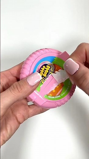 Pink Hubba Bubba Bubble 🫧🍭🍬ASMR Filling Platter #hubbabubba #asmr #shorts #asmr #bubble