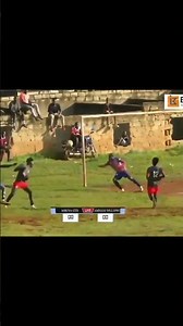 Man score two goals at once😂😂