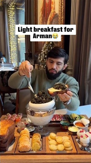 Arman Tsarukyan casually eating a mountain of caviar for breakfast😅
