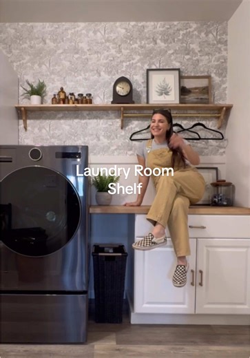 My easy DIY laundry room shelf! 🤯 #easydiy #diyprojects #laundryroom