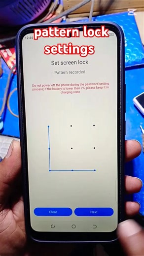pattern lock lagane ka tarika bataen How to set screen lock.#viralshort #viral #mobilelegends 💯✅