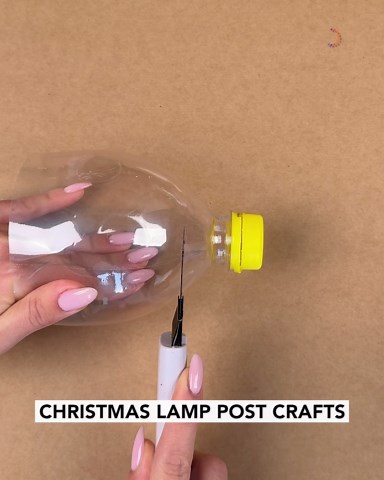 DIY lamp post that sparkles Christmas🎄✨