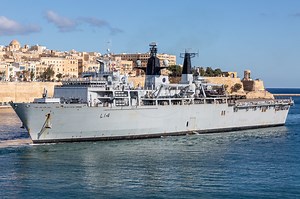 Malta break for HMS Albion crew