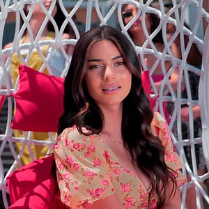 Զոյա Բարաղամյան - Նայվածքդ | Surro Music