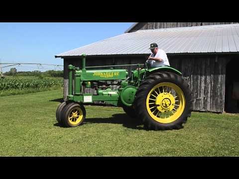 1935 John Deere Unstyled Model A - The Ed Westen Tractor Collection Auction