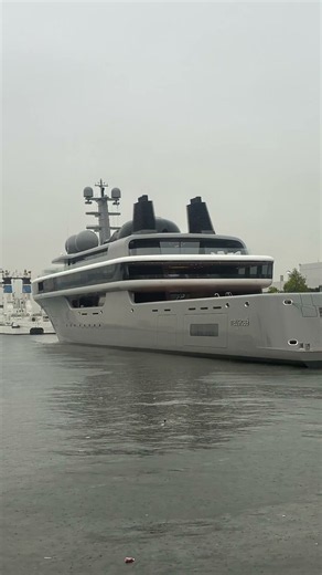 これからあのメガヨット"ナウシカ"船内はどうなってるか見てみたい！ #ヨット #ship #yotta This is the Nausicaä—the mega yacht