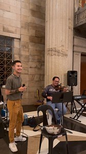 Jamming lang with Kuya Nino Beltran the Great Violinist of Cebu 🙌 Nahila lang po ng mga tropa! 😅 Since hindi naman ako KJ, kahit sinisipon go lang ng go 😎 Enjoy ♥️🎶 #stuckonyou #NonoyPeña #templeofleah #reelsfypシ #fypシ゚viralシfypシ゚viralシalシ #violin | Nonoy
