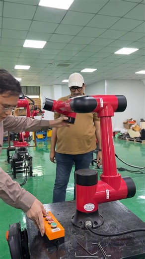 collaborative robots#six-axis robot#industrial robot | 郝广利 | Facebook