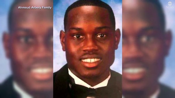 Jury hears opening statements at Ahmaud Arbery murder trial