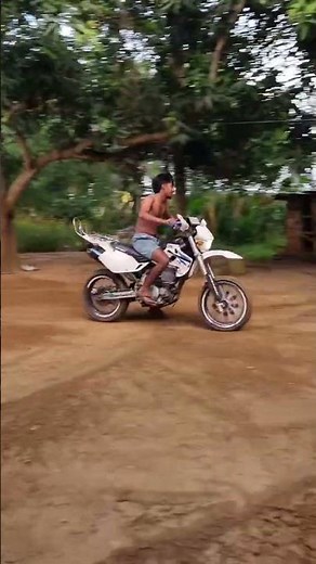 මිදුල හාලා අම්මගෙන් බැනුම් අහන මම 🥹💔 #srilanka #automobile #trindingshort #bikelife