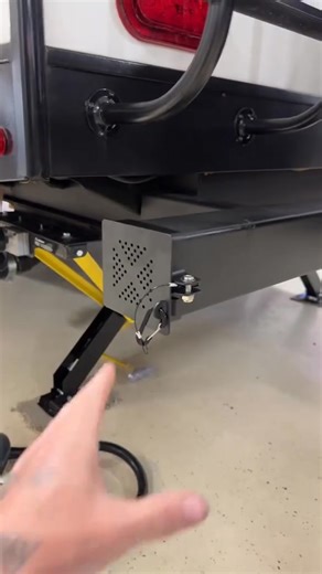 🚐RV bumper end caps can be a total headache. Most are flimsy plastic that cracks or fades after one season. And good luck getting them to stay in place! That’s why I switched to these heavy-duty aluminum end caps—no more warping, no more brittle breaks. Honestly, this might be the last set of bumper caps you’ll ever need! Get yours now👉 | Alton Henry