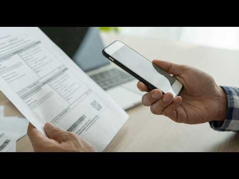 Spring Clean Your Finances: Easy Tips to Save Money & Get Organized!