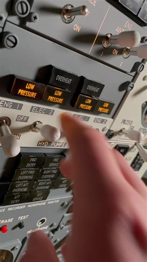 Flugabenteuer im Flugsimulator selbst gebaut