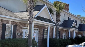 Woman sues fertility clinic, saying she gave birth to another patient's baby