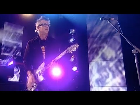 The Offspring - Hit That (Smash To Splinter)