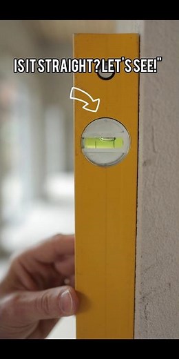 How to use spirit level on wall | Checking surface level"#construction #shorts #level #viral