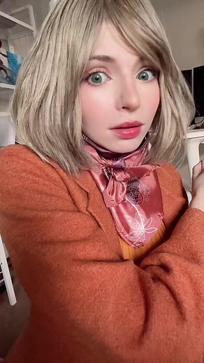 Peach Milky Resident Evil 4 Cosplay | Ashley Cosplay Inspiration