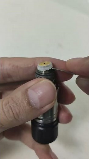 How to replace the PTFE frit of the purge valve in HPLC pumps.