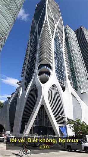 Vợ chồng David Beckham bán penthouse giá 24 triệu USD