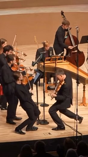 🎵: Vivaldi - Winter by Energy Chamber Orchestra There aren’t many timeless things in our world but The Four Seasons by Vivaldi is definitely one of them 🎻 | Przemek Prucnal - Violinist