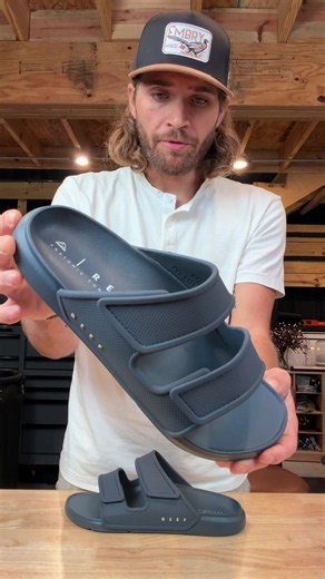REEF Oasis Adapt Navy Slides review