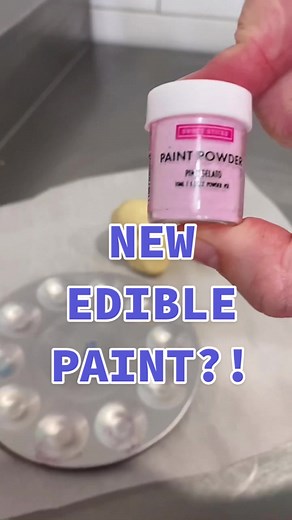 Exciting Edible Paint Powders for Cake Decorating