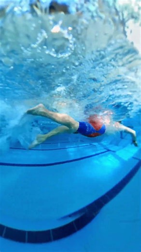 In freestyle, the kick is the only part of the stroke that never stops. #swimming