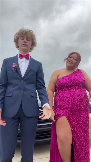 2nd one of the nigjt for the swifties @cameron #prom #promdress #promlook #promtransitions