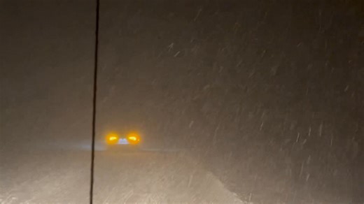 Snowfall rates approaching 2-3in/hr snowfall rates in Hamburg, NY in Erie County, NY! | Erie Weather Now