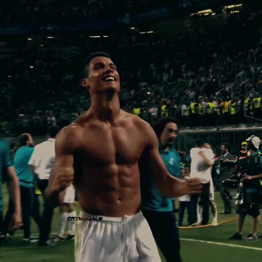 this took too long for it to flop man😭 | id: @_✯.𝗩𝗔𝗠𝗢𝗦.✯_ | #cr7visuals