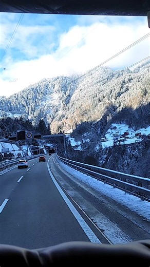 Video di Nik Driver (@nikdriver.76) con suono originale - Vincenzo