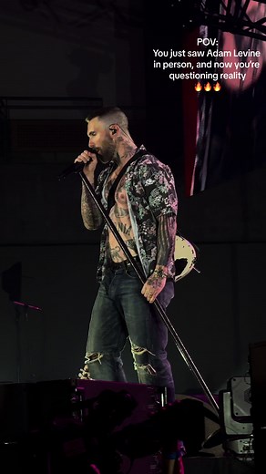 Experience Adam Levine Live at Maroon 5 Concert