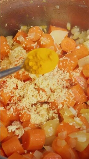 Du machst Karottensuppe falsch! #food #gemuse #potato #veganschweiz #recipe #cooking