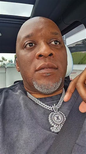 Michael Blackson @michealblackson x DJ Tony Neal @iamtonyneal present: Afro World (working title) AfroWorld is a curated Afrobeat project designed to spotlight the strongest records and most impactful artists from across Africa and the global African diaspora. From the continent to international stages, this project brings together artists shaping the present sound of Afrobeat while influencing its future. This is not about trends. This is about culture, quality, and global reach. The project wi